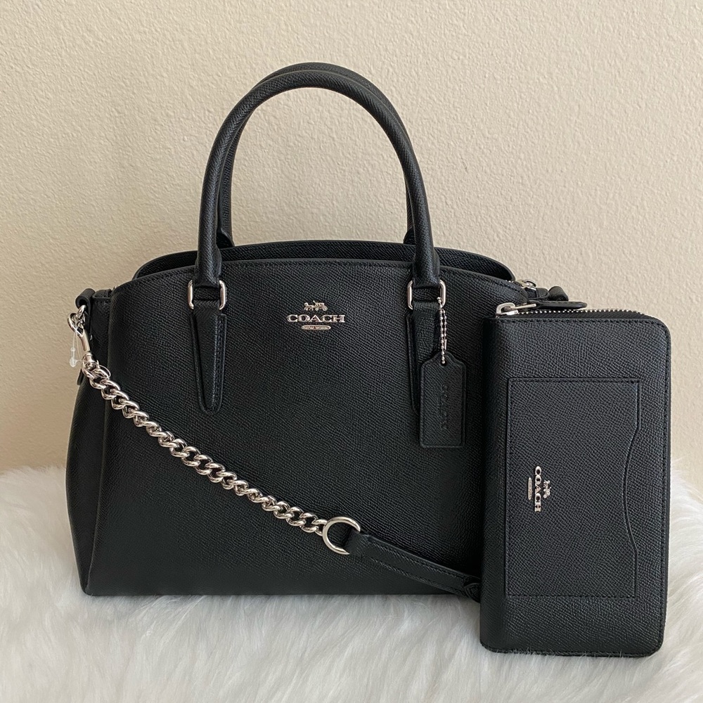Coach purse and wallet set